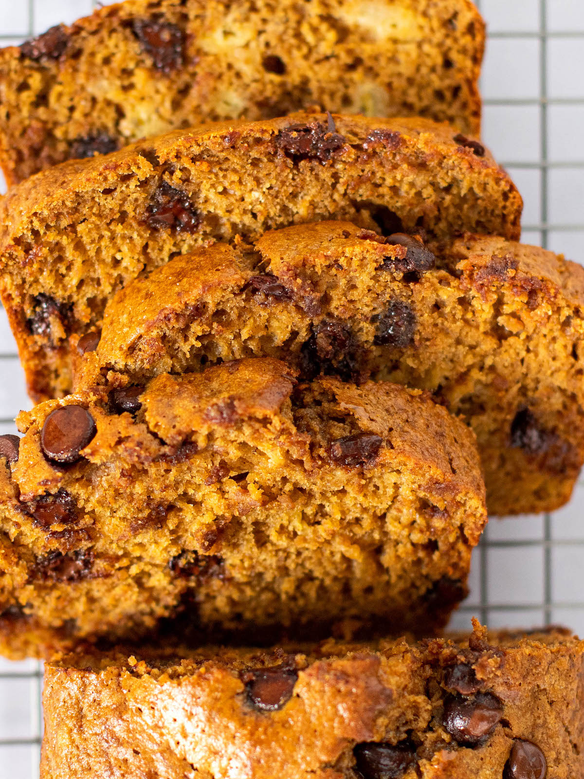 Deliciously Moist Oat Flour Banana Bread: Gluten-Free & Easy